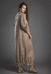 🌿 "Elegant Beige Linen Dress – Flowy Sleeves & Unique Hem | All Sizes | Feminine Lace Details!" 🌿| دانتيلا